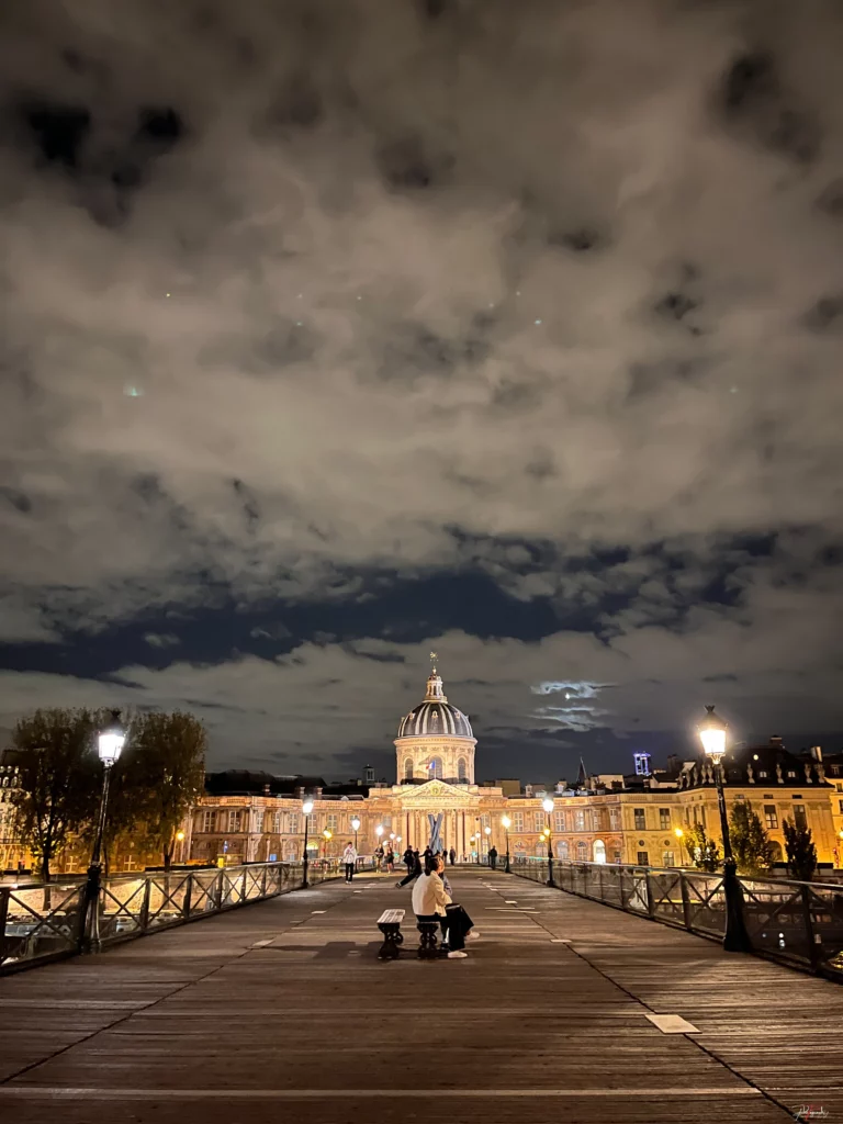 Night gallery Paris - Pont des Arts Thomas DE WILDE