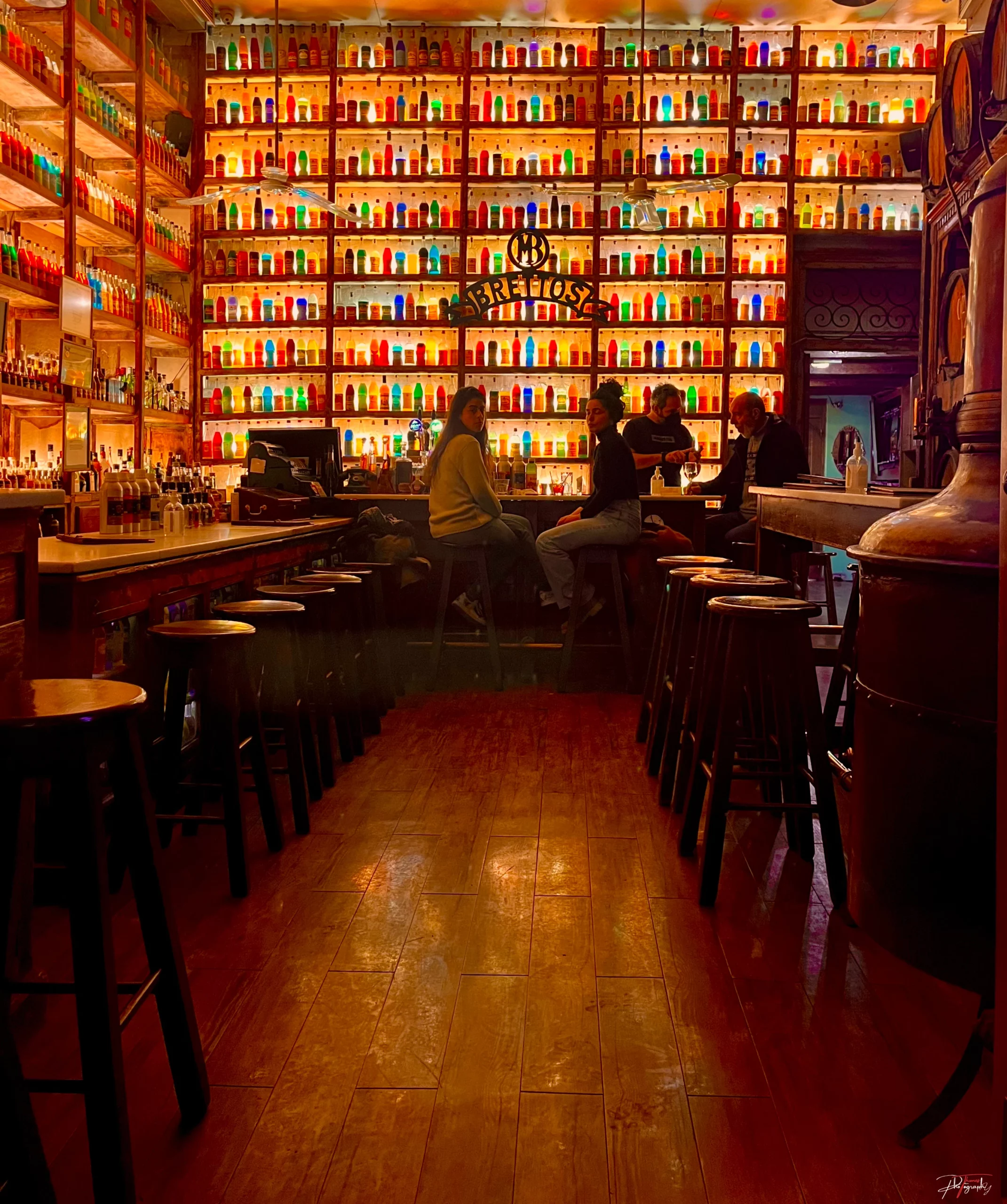 Night gallery Greece Thomas DE WILDE