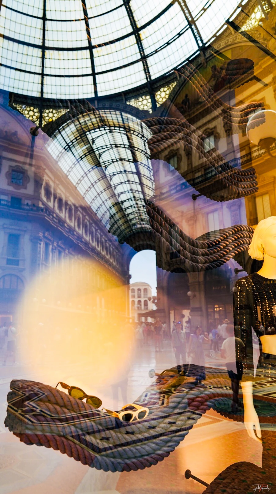 Reflections gallery Milano Thomas DE WILDE