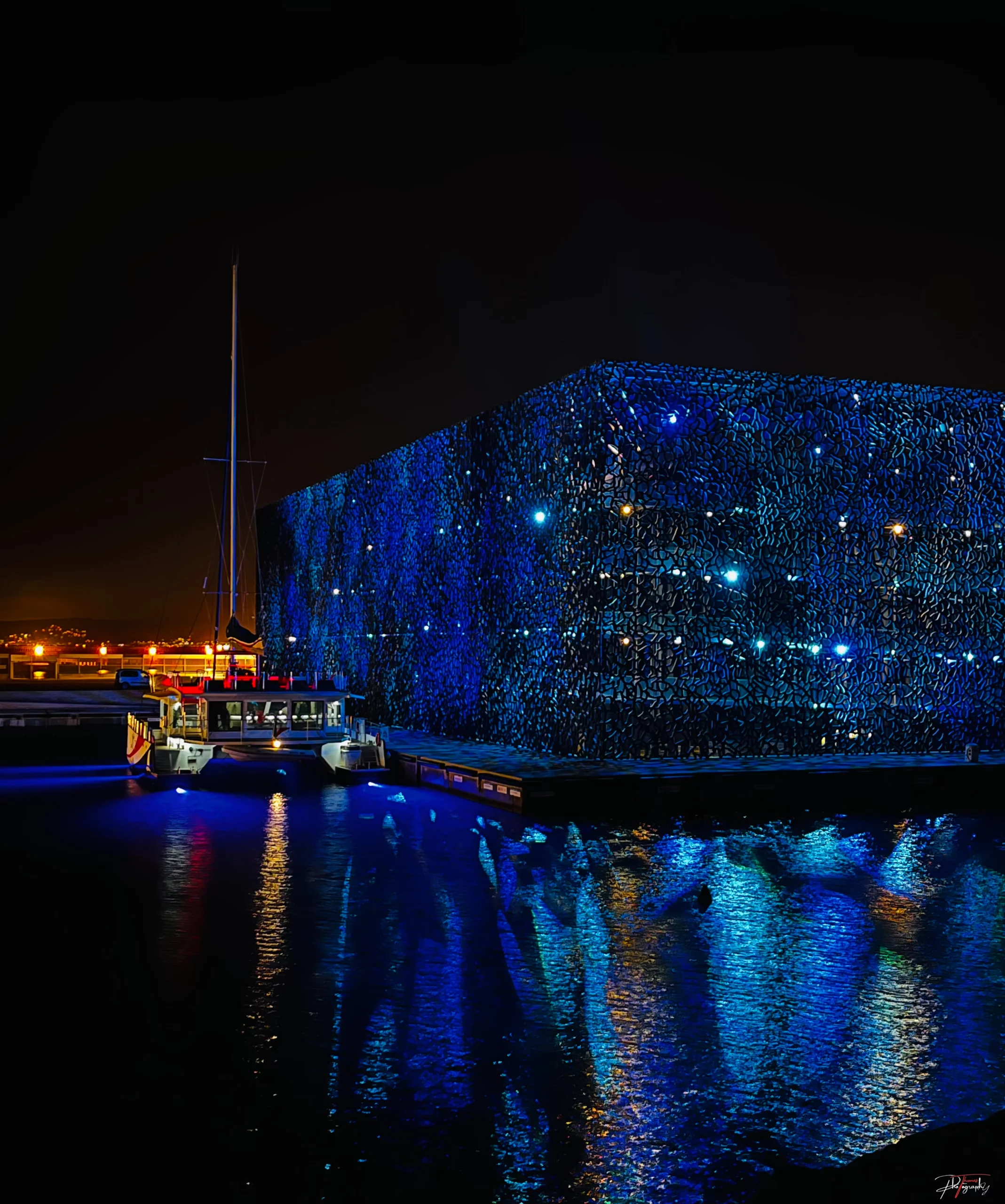 Night gallery Marseilles, Vieux port Thomas DE WILDE