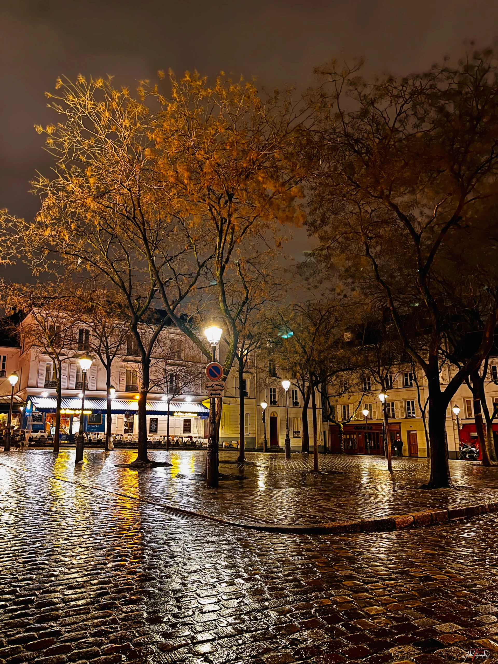 Night gallery Paris Thomas DE WILDE